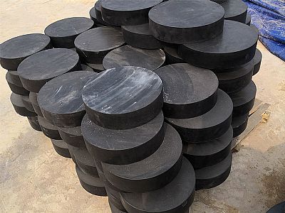 南郑区板式橡胶支座由若干层橡胶片与薄钢板经加压硫化